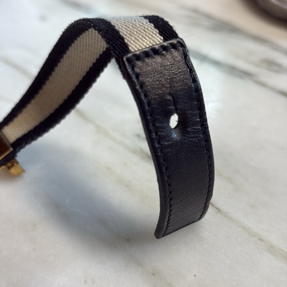 Marni bracelet, fabric with leather and metal hardware/closure, small. - Picture 16 of 16